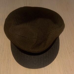 David and Young Olive Green Knit Newsboy Cap